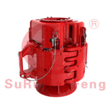 SE500型吊卡/卡盘主要用于石油、天然气钻井作业中的下套管作业。吊卡与卡盘应配套使用，产品按API Spec 8C/8A《钻井和采油提升设备规范》要求设计、制造。该吊卡/卡盘是采用气动操作，有效地减轻了工人的劳动强度，提高了下套管质量，提高了安全性和工作效率。